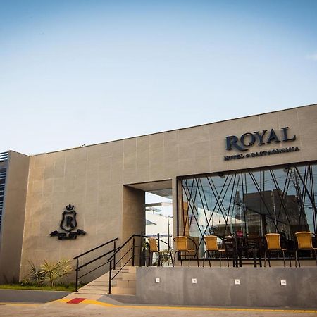 ماكابا Royal Hotel & Gastronomia المظهر الخارجي الصورة
